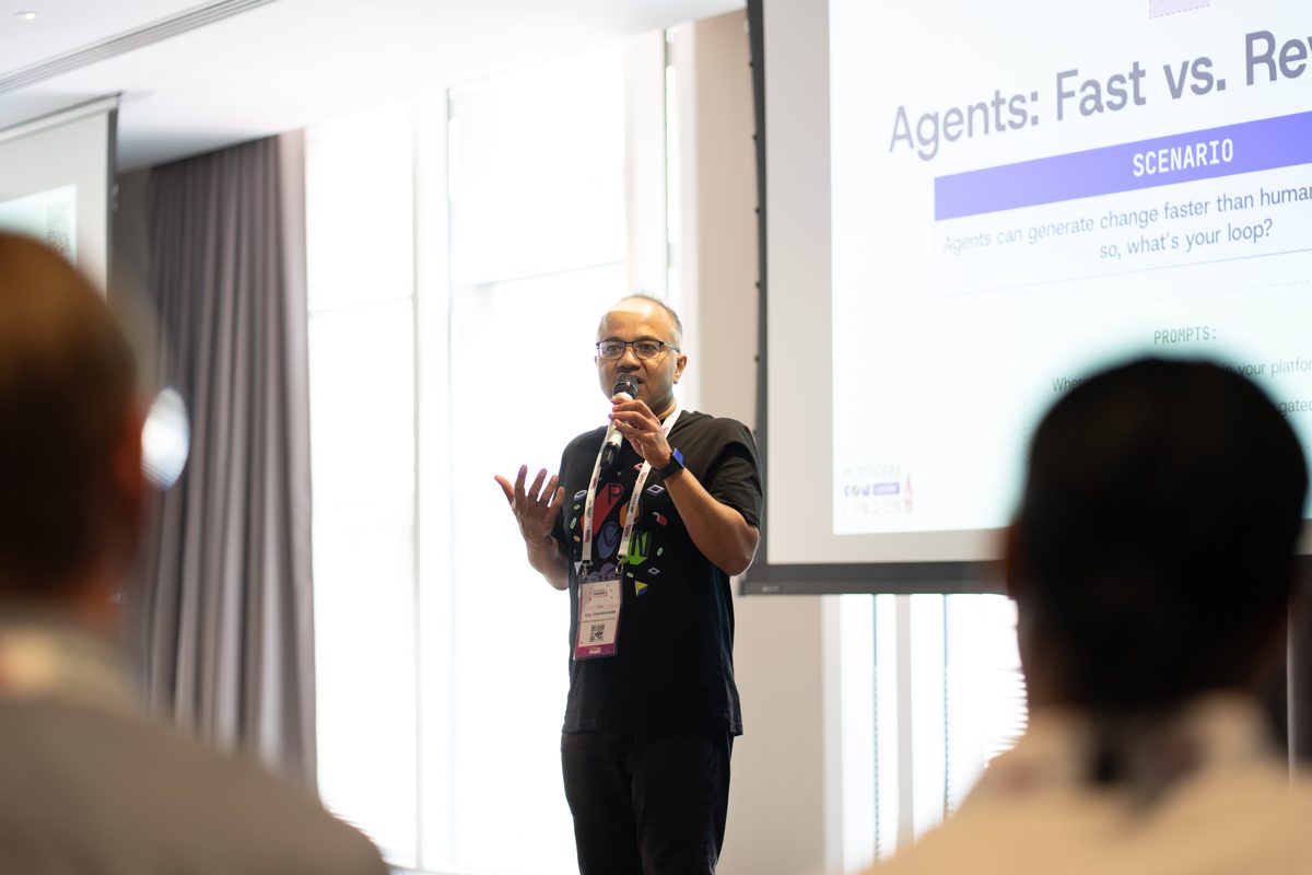 Ajay Chankramath running a Platform Clinic session at PlatformCon London
